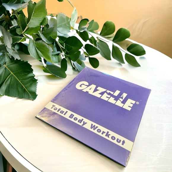 GazelleEdge Owner’s Manual, DVD, and Exercise & Nutrition Guide - Brand New! - Picture 2 of 8